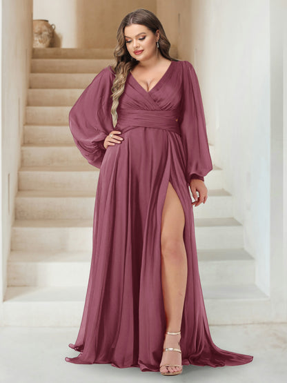 Robe de Demoiselle d'Honneur Grande Taille à Col En V et Manches Longues Coupe A-Line/Princess Longueur Au Sol avec Fente Sur Le Côté