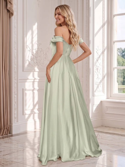 Robes de mariée longues, épaules dénudées, fente latérale et fronces