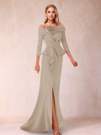 Robe de Mère de la Mariée Fourreau/Colonne à Épaules Dénudées et Longueur Au Sol avec Volants et Côté Fendu