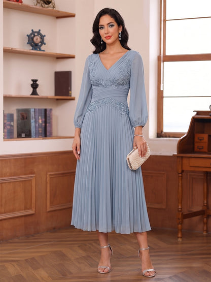 Ligne A/Princesse Col en V Longueur Thé Robes Mère de la Mariée Robes avec Plis & Paillettes