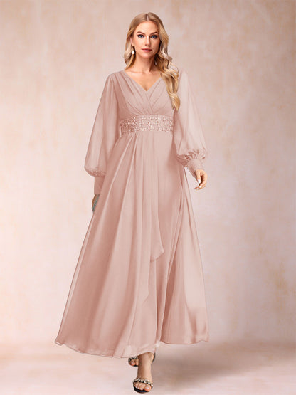 Robe de Mère de la Mariée Coupe A-Line/Princess à Col En V et Manches Longues avec Strass et Volants