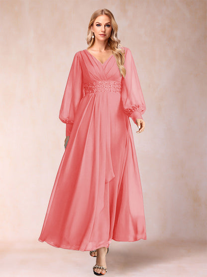Robe de Mère de la Mariée Coupe A-Line/Princess à Col En V et Manches Longues avec Strass et Volants