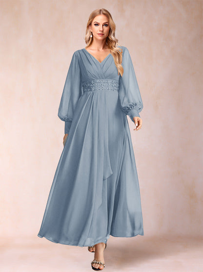 Robe de Mère de la Mariée Coupe A-Line/Princess à Col En V et Manches Longues avec Strass et Volants