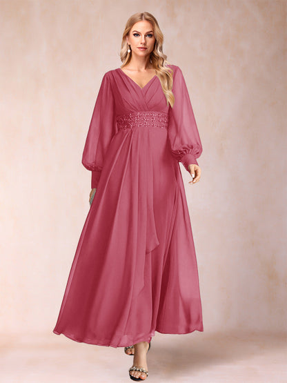 Robe de Mère de la Mariée Coupe A-Line/Princess à Col En V et Manches Longues avec Strass et Volants