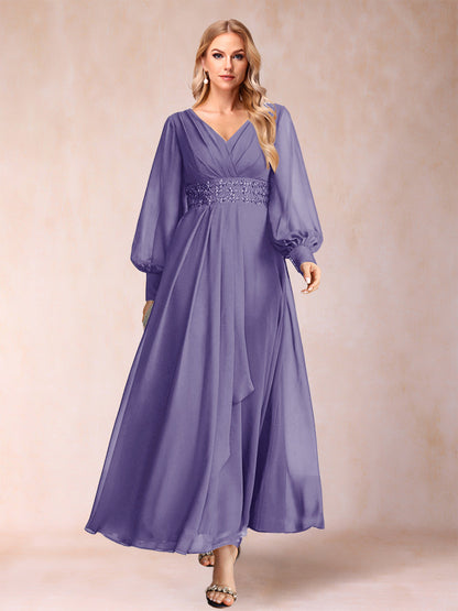 Robe de Mère de la Mariée Coupe A-Line/Princess à Col En V et Manches Longues avec Strass et Volants