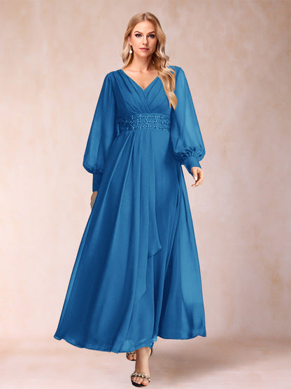 Robe de Mère de la Mariée Coupe A-Line/Princess à Col En V et Manches Longues avec Strass et Volants