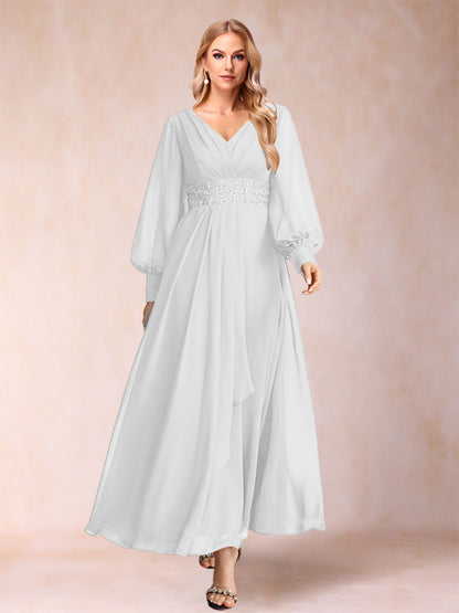 Robe de Mère de la Mariée Coupe A-Line/Princess à Col En V et Manches Longues avec Strass et Volants