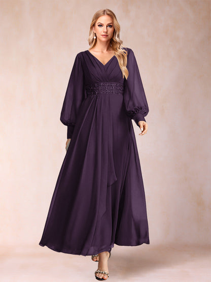 Robe de Mère de la Mariée Coupe A-Line/Princess à Col En V et Manches Longues avec Strass et Volants