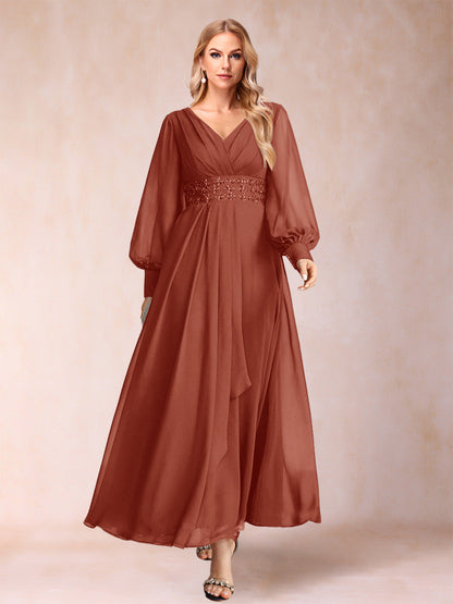 Robe de Mère de la Mariée Coupe A-Line/Princess à Col En V et Manches Longues avec Strass et Volants