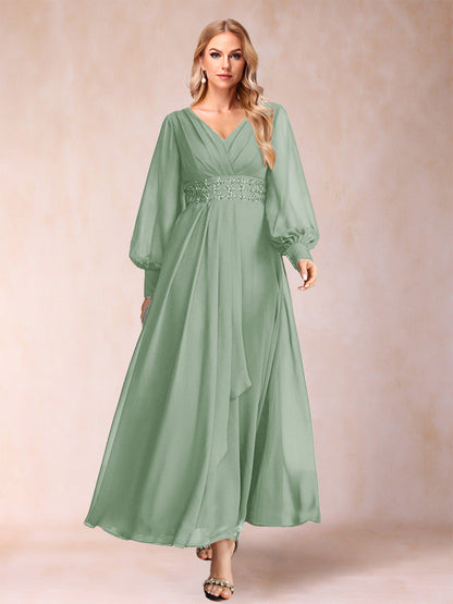 Robe de Mère de la Mariée Coupe A-Line/Princess à Col En V et Manches Longues avec Strass et Volants