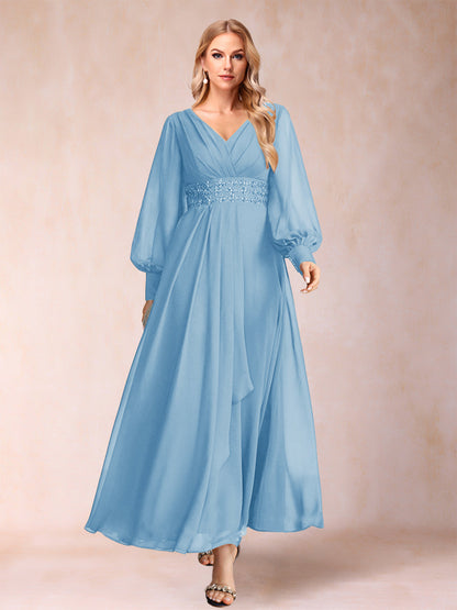 Robe de Mère de la Mariée Coupe A-Line/Princess à Col En V et Manches Longues avec Strass et Volants