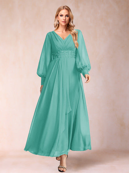 Robe de Mère de la Mariée Coupe A-Line/Princess à Col En V et Manches Longues avec Strass et Volants