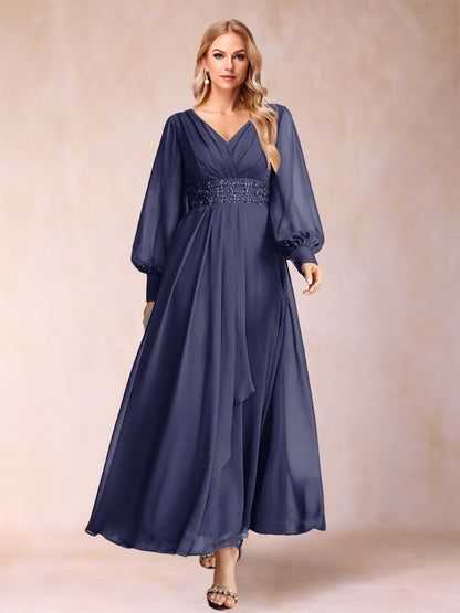 Robe de Mère de la Mariée Coupe A-Line/Princess à Col En V et Manches Longues avec Strass et Volants