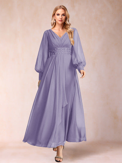 Robe de Mère de la Mariée Coupe A-Line/Princess à Col En V et Manches Longues avec Strass et Volants