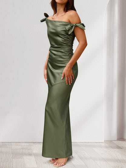 Robe de Soirée Fourreau/Colonne à Épaules Dénudées Sans Manches Froncée Longueur Au Sol avec Nœud(S)