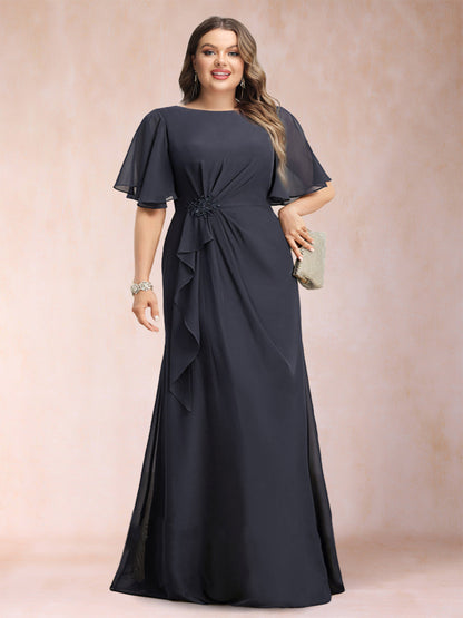 Robe de Mère de la Mariée Grande Taille en Mousseline Noire, Coupe Trapèze/Princesse avec Appliques et Volants