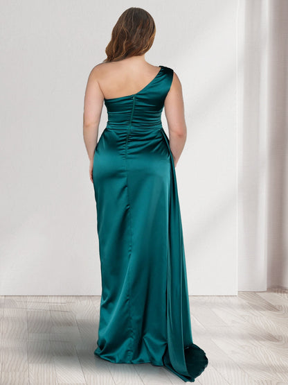 Robe de Demoiselled'Honneur Grande Taille, Fourreau/Colonne, Asymétrique, Sans Manches, Froncée avec Fente Latérale