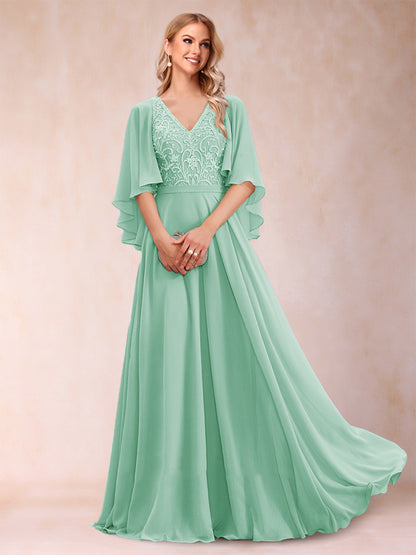 Robe de Mère de la Mariée Coupe A-Line/Princess à Demi-Manches et Col En V avec Appliques