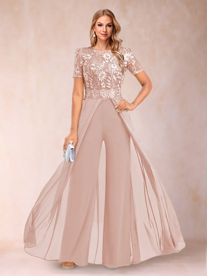 Ensemble Deux PiècesTailleur-Pantalon Coupe A-Line/Princess à Manches Courtes et Décolleté En V avec Appliqués