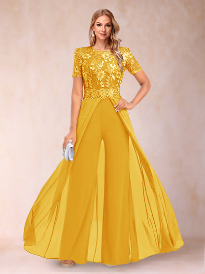 Ensemble Deux PiècesTailleur-Pantalon Coupe A-Line/Princess à Manches Courtes et Décolleté En V avec Appliqués