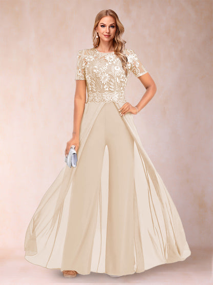 Ensemble Deux PiècesTailleur-Pantalon Coupe A-Line/Princess à Manches Courtes et Décolleté En V avec Appliqués