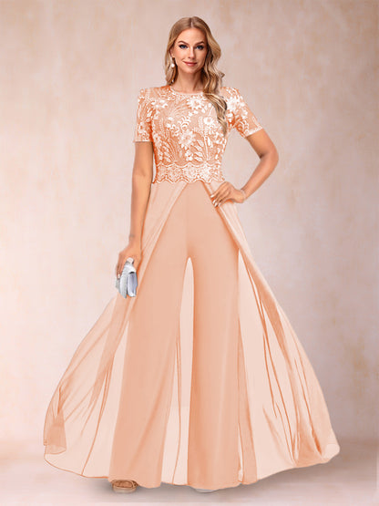 Ensemble Deux PiècesTailleur-Pantalon Coupe A-Line/Princess à Manches Courtes et Décolleté En V avec Appliqués