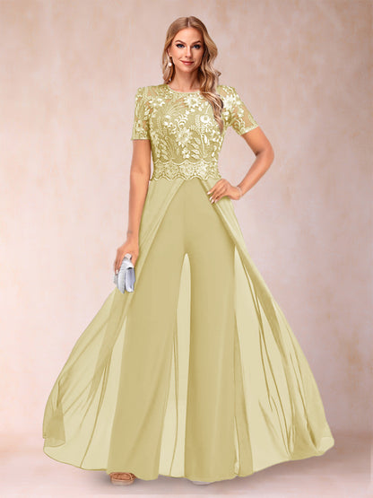 Ensemble Deux PiècesTailleur-Pantalon Coupe A-Line/Princess à Manches Courtes et Décolleté En V avec Appliqués