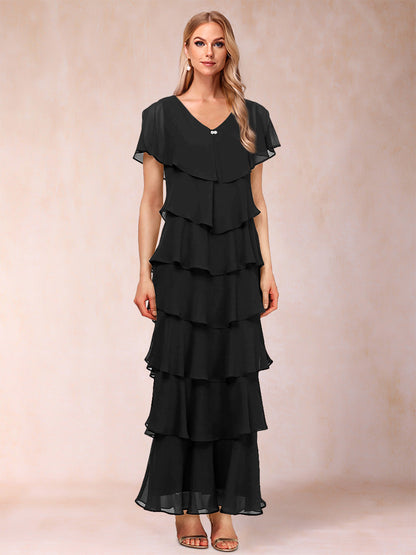 Robes de Mère de la Mariée Fourreau/Colonne à Col En V et Manches Courtes avec Volants