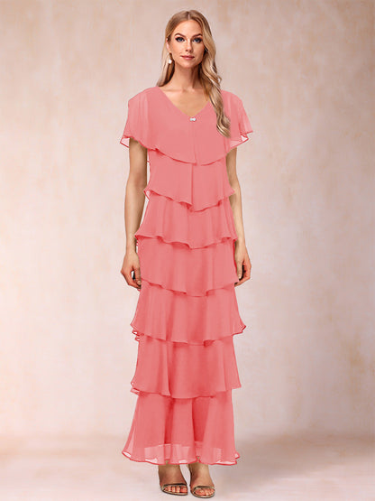 Robes de Mère de la Mariée Fourreau/Colonne à Col En V et Manches Courtes avec Volants