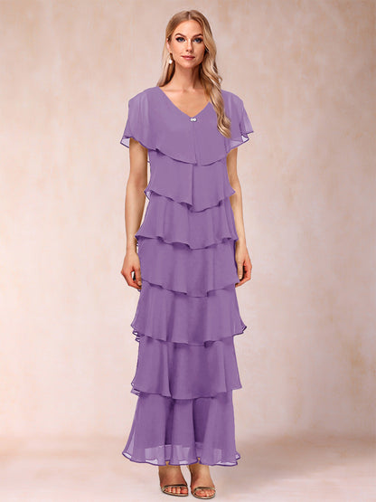 Robes de Mère de la Mariée Fourreau/Colonne à Col En V et Manches Courtes avec Volants