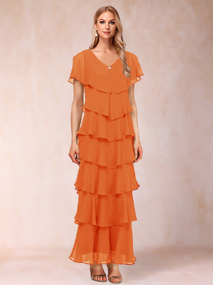 Robes de Mère de la Mariée Fourreau/Colonne à Col En V et Manches Courtes avec Volants