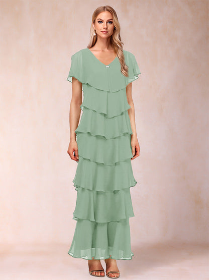 Robes de Mère de la Mariée Fourreau/Colonne à Col En V et Manches Courtes avec Volants