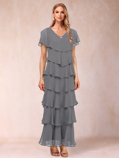 Robes de Mère de la Mariée Fourreau/Colonne à Col En V et Manches Courtes avec Volants