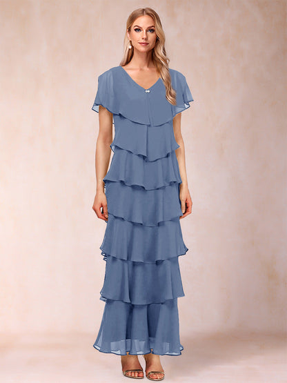 Robes de Mère de la Mariée Fourreau/Colonne à Col En V et Manches Courtes avec Volants