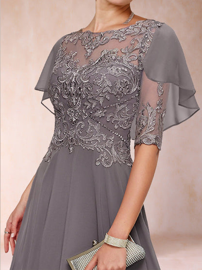 Robe de Mère de la Mariée Coupe A-Line/Princess à Manches Courtes et Décolleté Plongeant avec Appliques