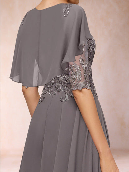 Robe de Mère de la Mariée Coupe A-Line/Princess à Manches Courtes et Décolleté Plongeant avec Appliques
