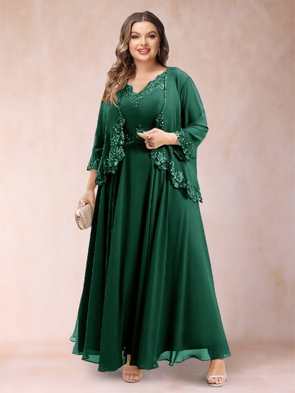 Robe de Mère de la Mariée Grande Taille Deux PiècesCoupe A-Line/Princess à Col En V et Manches 3/4 avec Appliques