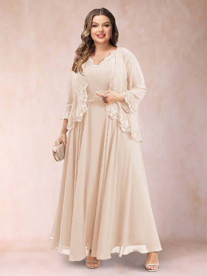 Robe de Mère de la Mariée Grande Taille Deux PiècesCoupe A-Line/Princess à Col En V et Manches 3/4 avec Appliques