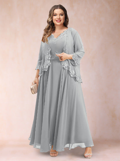Robe de Mère de la Mariée Grande Taille Deux PiècesCoupe A-Line/Princess à Col En V et Manches 3/4 avec Appliques