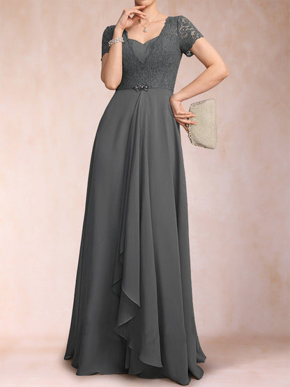 Robe de Mère de la Mariée Coupe A-Line/Princess à Col En V et Manches Courtes avec Appliques