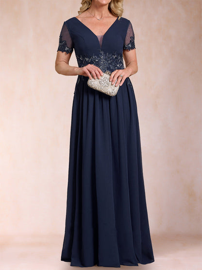 Robe de Mère de la Mariée Coupe A-Line/Princesse, Col en V, Manches Courtes avec Appliques