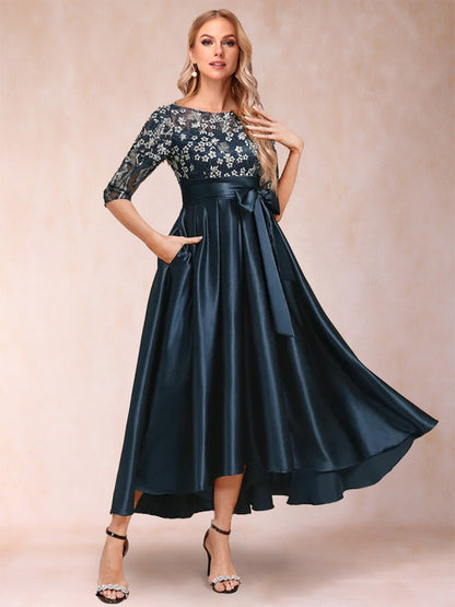 Robes de Mère de la Mariée Coupe A-Line/Princesse à Manches Courtes et Décolleté Plongeant avec Fronces