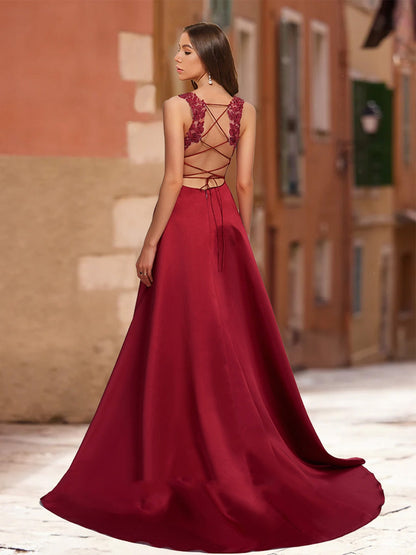 Robe de Bal Trapèze/Princesse Sans Manches à Col en V et Dentelle