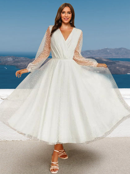 Robes de Mariée Trapèze/Princesse à Col en V et Manches Longues Froncées