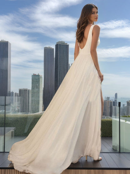 Robes de Mariée Trapèze/Princesse Sans Manches, Décolletées et Fendues Sur le Côté