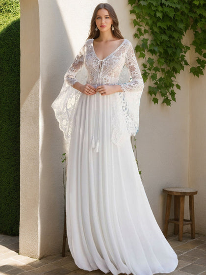 Robes de Mariée en Dentelle, Coupe A-Line/Princesse, Col en V, Manches Évasées