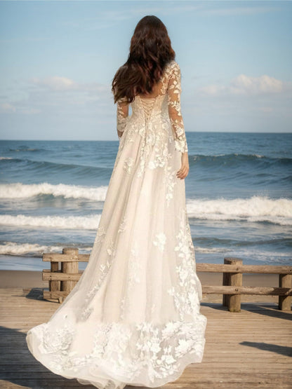 Robes de Mariée en Dentelle, Coupe A-Line/Princesse, Col en V, Manches Longues