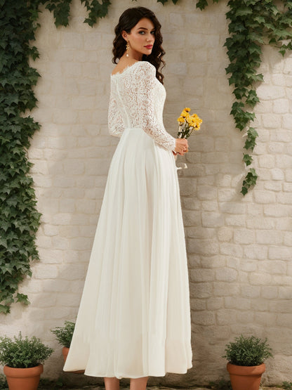 Robes de Mariée en Dentelle, Coupe A-Line/Princesse, Col en V, Manches Longues