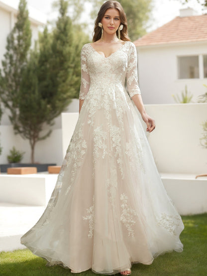 Robes de Mariée en Dentelle, Coupe A-Line/Princesse, Col en V, Manches 3/4
