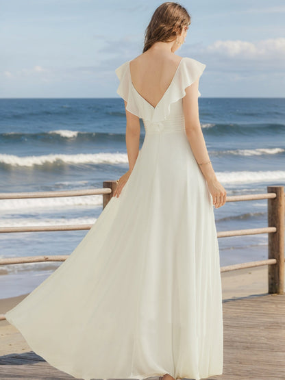 Robes de Mariée Trapèze/Princesse à Col en V et Manches Courtes à Volants